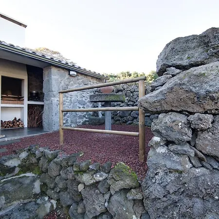 Holiday home Casa Alto Da Ladeira Prainha (Sao Roque do Pico)